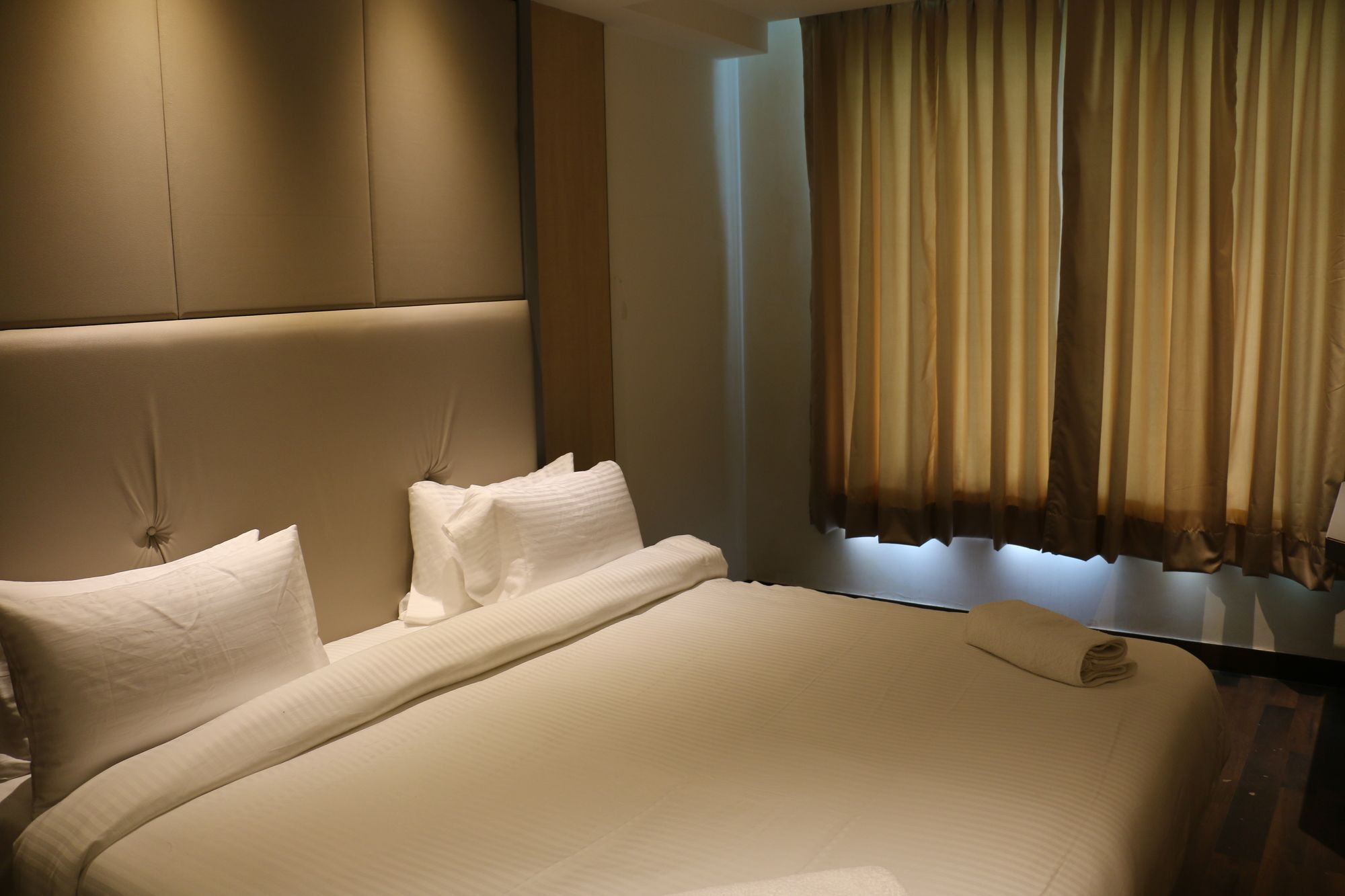 Hotel Superb 5 Mins Walk From New Delhi Station Екстер'єр фото